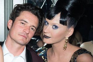 Po išdavystės skandalo K. Perry ir O. Bloomas demonstruoja meilę