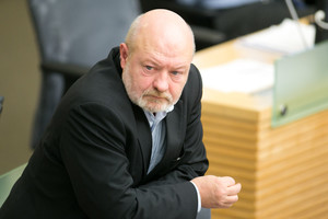 E.Gentvilas kai kuriuos A.Guogos pasiūlymus įvertino kaip pokštą