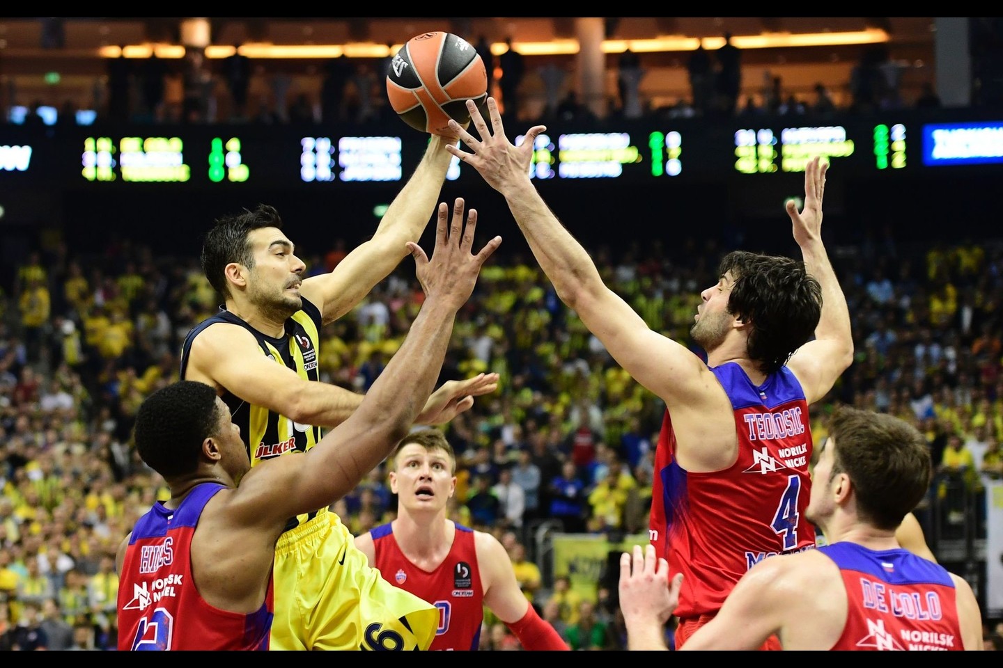Finalo akimirkos.<br>AFP/Scanpix nuotr.