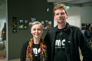 Ramūnas Danisevičius su kitais fotografais žaidžia klases