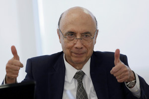 Nauji Brazilijos ministrai neigia evoliuciją, skęsta korupcijoje