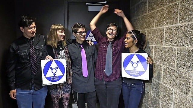 JAV mokykloje atidarytas tualetas translyčiams mokiniams
