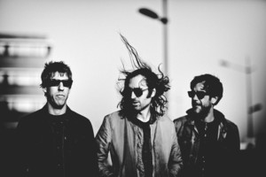 „Devilstone“ gros amerikiečiai „A Place To Bury Strangers“