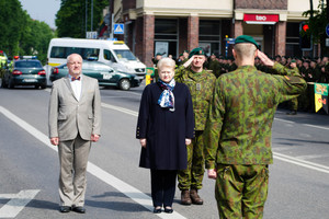 Dalia Grybauskaitė Klaipėdoje į rezervą išlydėjo šauktinius