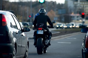 9 svarbiausi patarimai nepatyrusiems motociklininkams