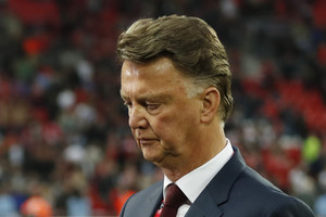 Laisvas kelias J. Mourinho: „ManUtd“ išspyrė L. van Gaalą