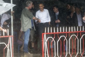 B. Obama pribloškė Vietnamo gatvės užkandinės savininkę