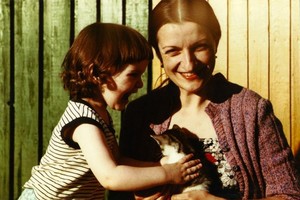 S. Stonytės netikėtumų šypsniai: dukters ir motinos pokalbis