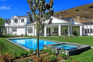 Prabangus 650 kv. m būstas – naujas aštuoniolikmetės pirkinys