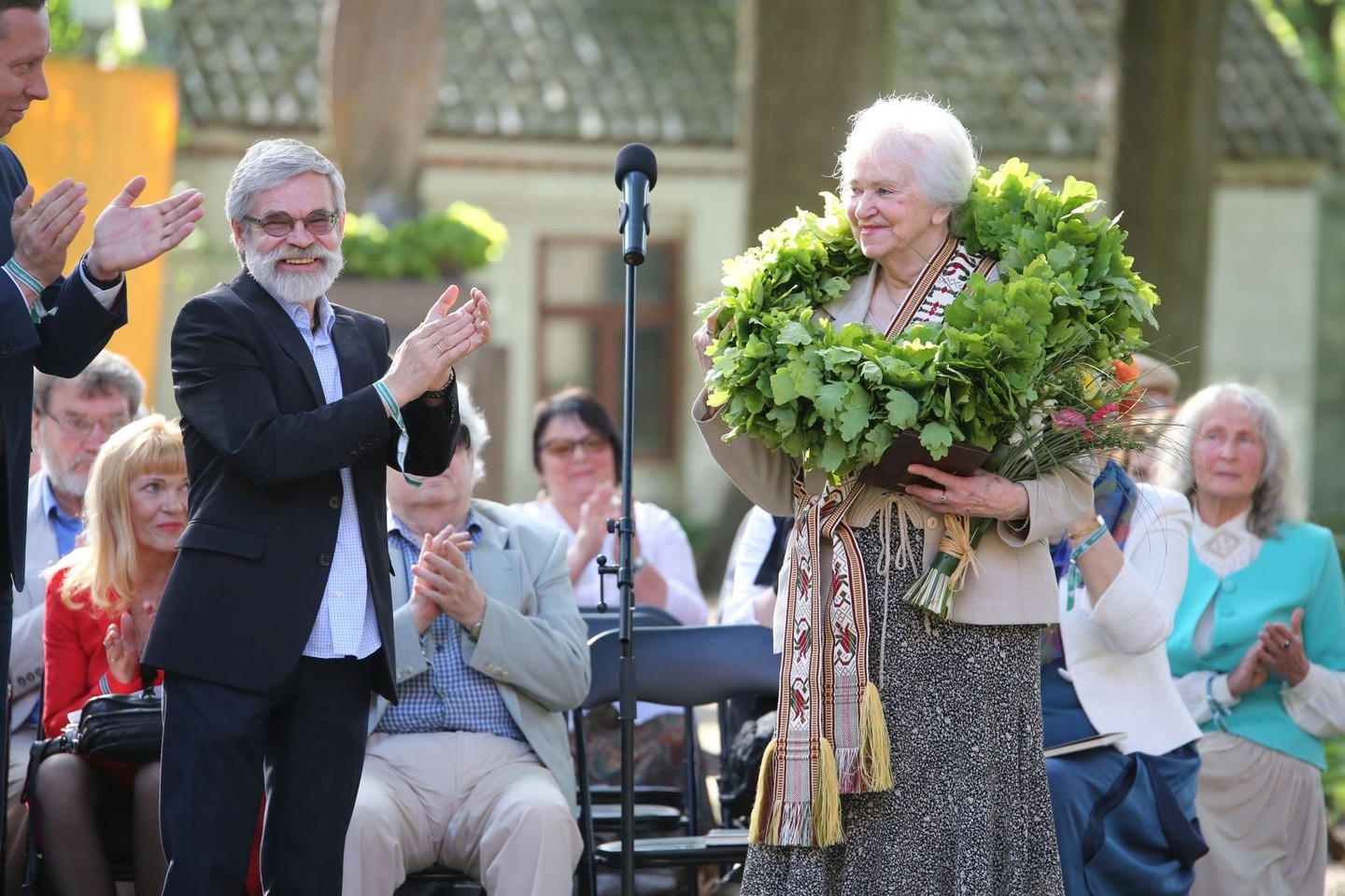 Šių metų „Poezijos pavasario“ laureate tapo R.Skučaitė.<br>M.Patašiaus nuotr.