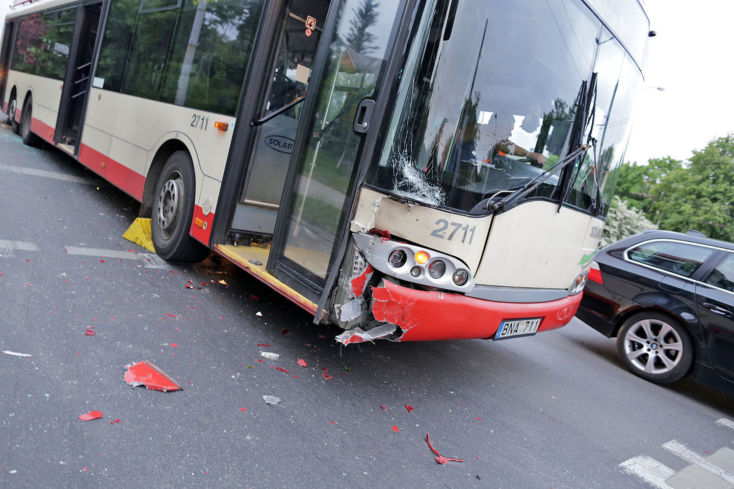 Praėjusią parą avarijose sužeista 12 žmonių.