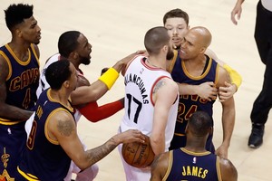 J. Valančiūnas įsivėlė į konfliktą, „Raptors“ sezonas – baigtas