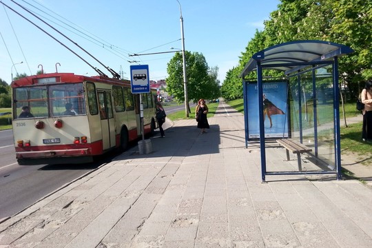 Absurdiškas dviračių takas Vilniuje: „Ką galvojo jo piešėjai?“