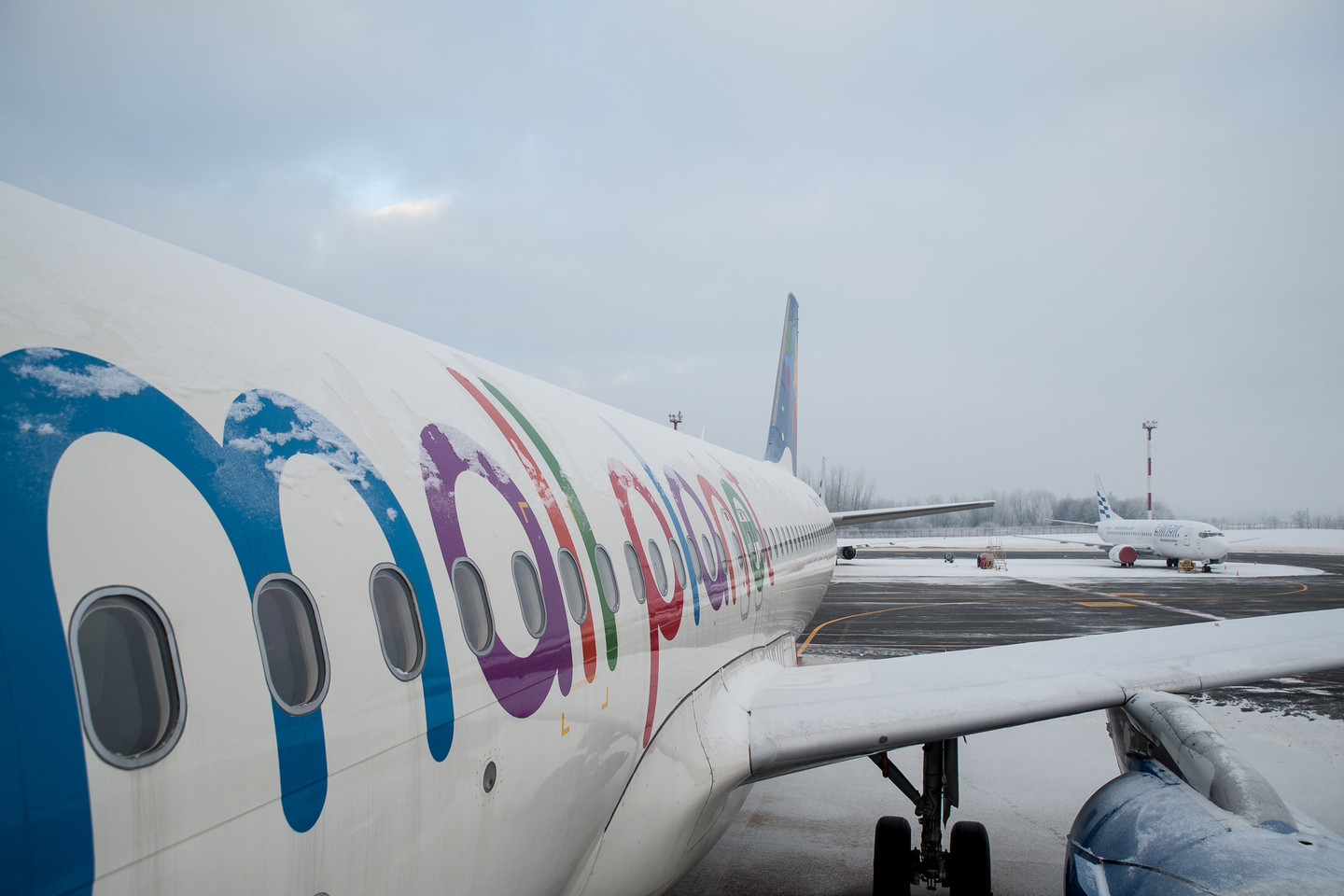 Sekmadienio rytą „Small Planet Airlines“ lėktuvo skrydis Vilnius–Antalija buvo atidėtas.<br>V.Ščiavinsko asociatyvioji nuotr.