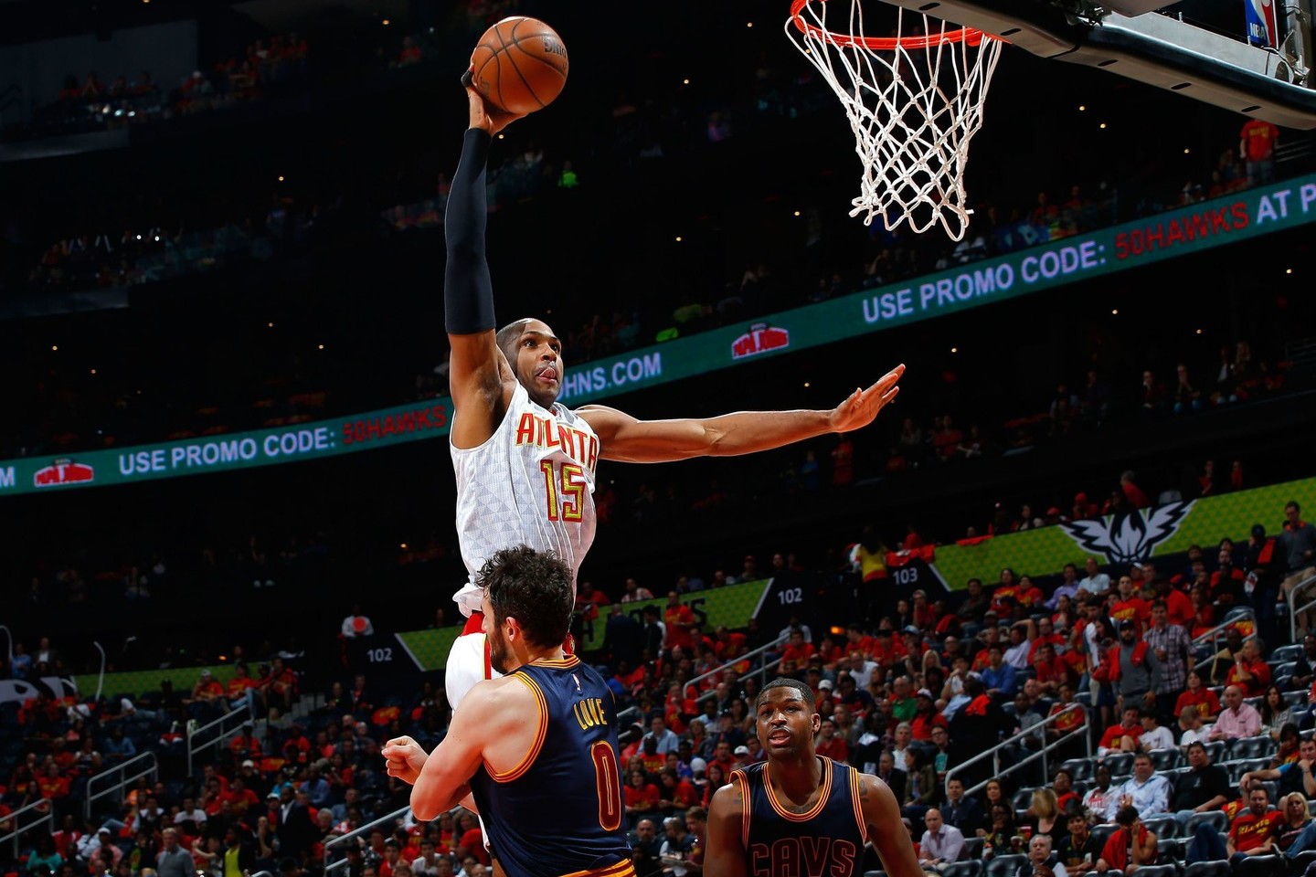 A.Horfordas – pagrindinis „Rockets“ taikinys.<br>AFP/Scanpix nuotr.