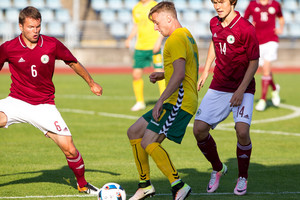Lietuvos futbolininkams Baltijos taurėje latviai mušė 2 įvarčius
