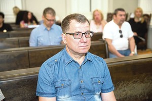 Okupantų pakalikai pakriko