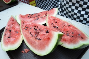 Rekordas: per dieną nupirkta 90 tonų arbūzų