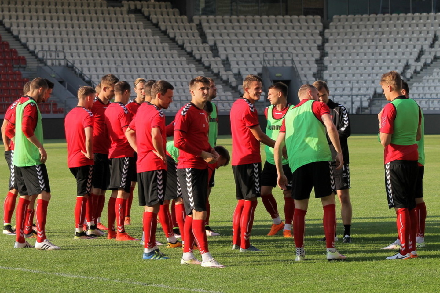 Lietuvos futbolo rinktinė rengiasi kovai su Lenkija