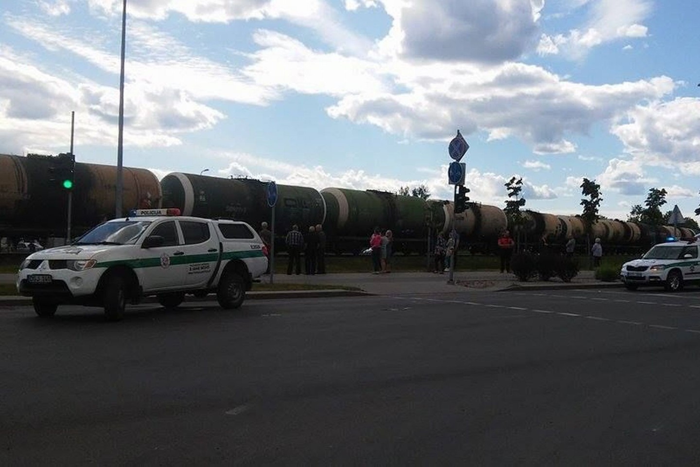 Policija aiškinasi įvykio aplinkybes, manoma, kad tai buvo nelaimingas atsitikimas.