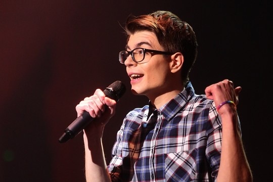 Užsienio laidoje Jonatanas iš „X faktoriaus“ – pajuokų objektas