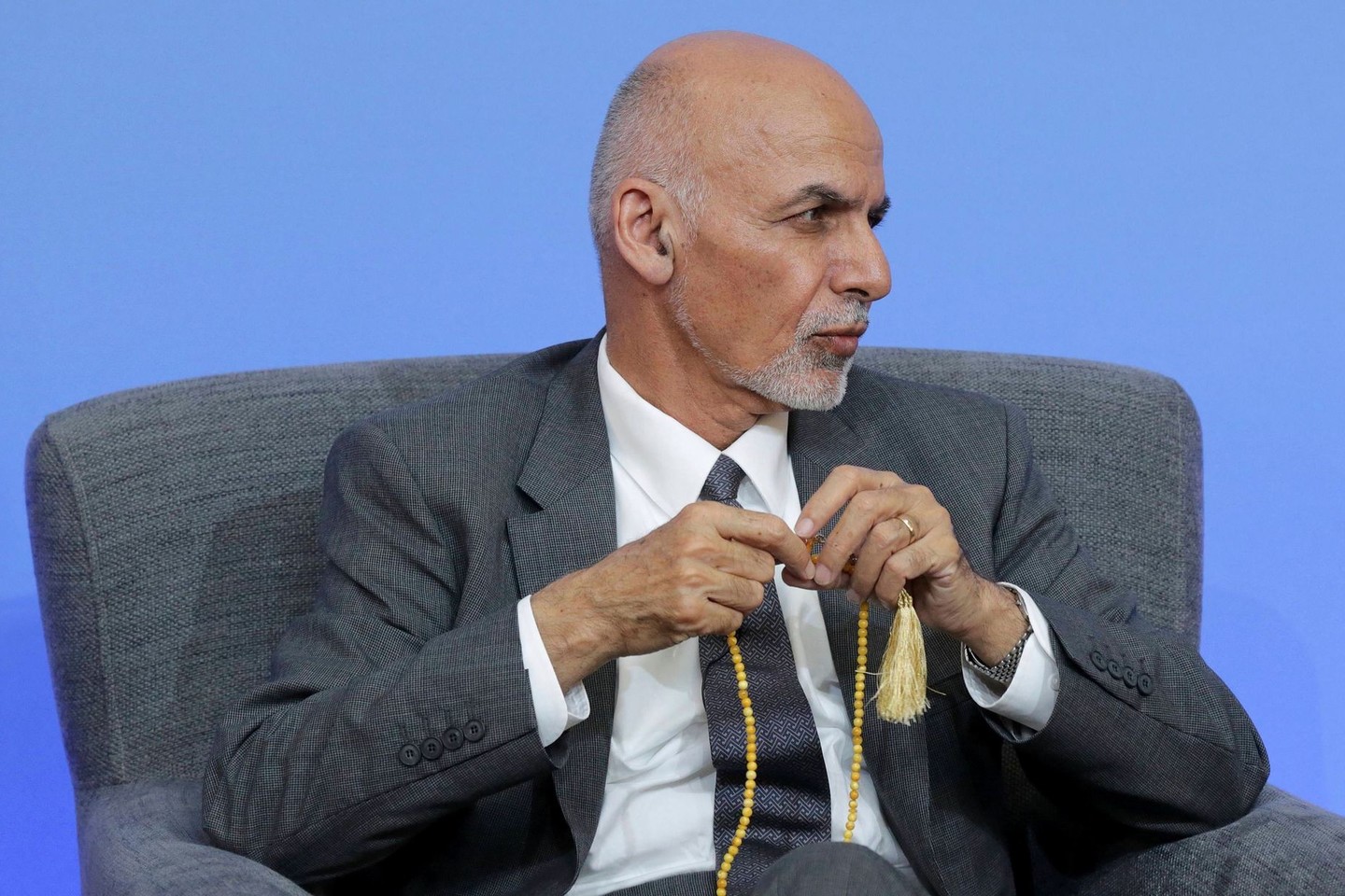 Afganistano prezidentas Ashrafas Ghani šį išpuolį pavadino bailiu.