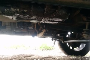 Rusas išbandė naująjį UAZ: džiaugiasi, kad nesudegė gyvas