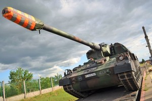 Į Lietuvą atvyko haubicomis PzH2000 ginkluota vokiečių baterija