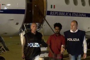 Sudanas išdavė Italijai migrantų gabenimo „generolą“