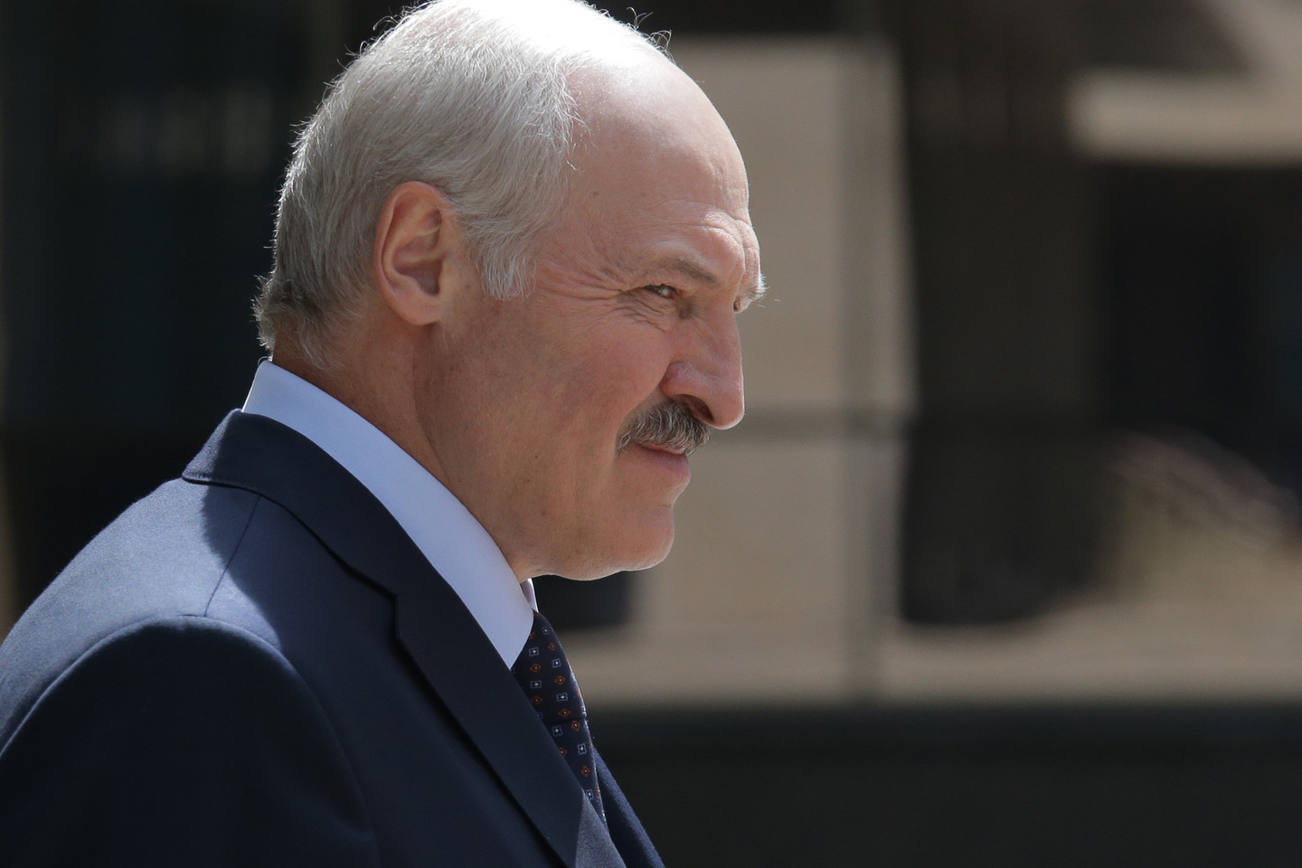 „Mes nieko neslepiame nuo mūsų vakarų tartum kolegų, tartum partnerių, tartum varžovų, – sakė A.Lukašenka. – Jie puikiai žino mūsų susitarimus su Rusija“.