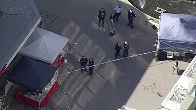 Per šaudynes Australijos prekybos centre sužeisti 4 žmonės