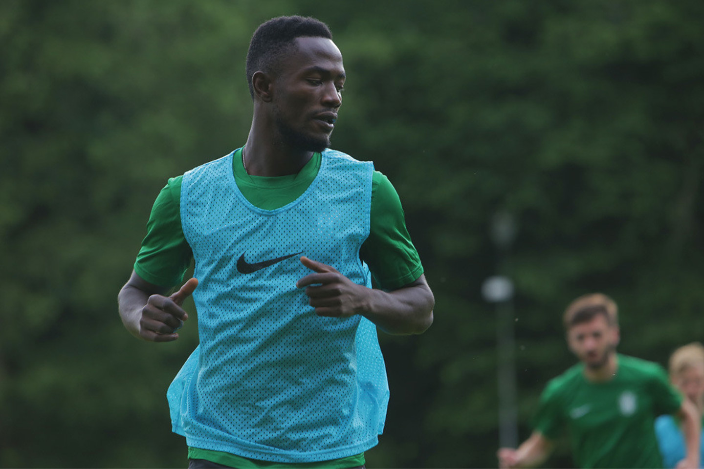 Komanda iš Olandijos Enschedės „Twente“ į peržiūrą pasikvietė saugą Mustafą Yahayą.