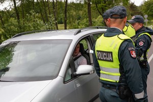 Sulaikytas pažeidėjas: „Vairuoju, bet teisių niekada neturėjau“