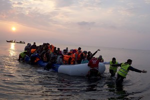 Savaitgalį prie Italijos krantų išgelbėta per 2 500 migrantų