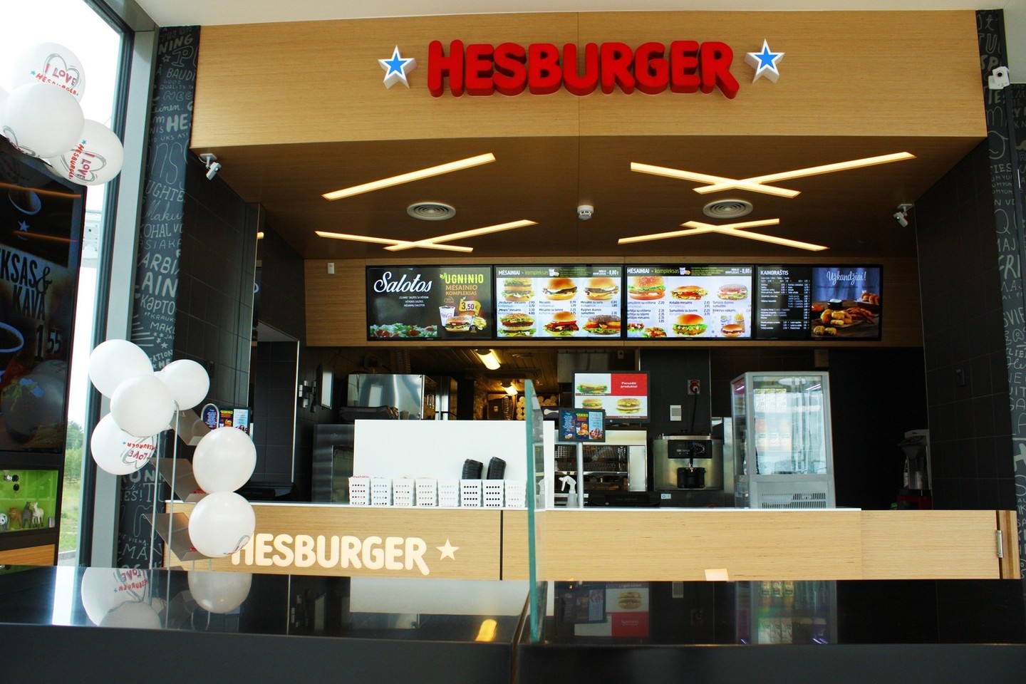 Per 2016 m. „Hesburger“ mūsų šalyje planuoja investuoti 3,5 mln. eurų ir atidaryti 3 naujus restoranus.