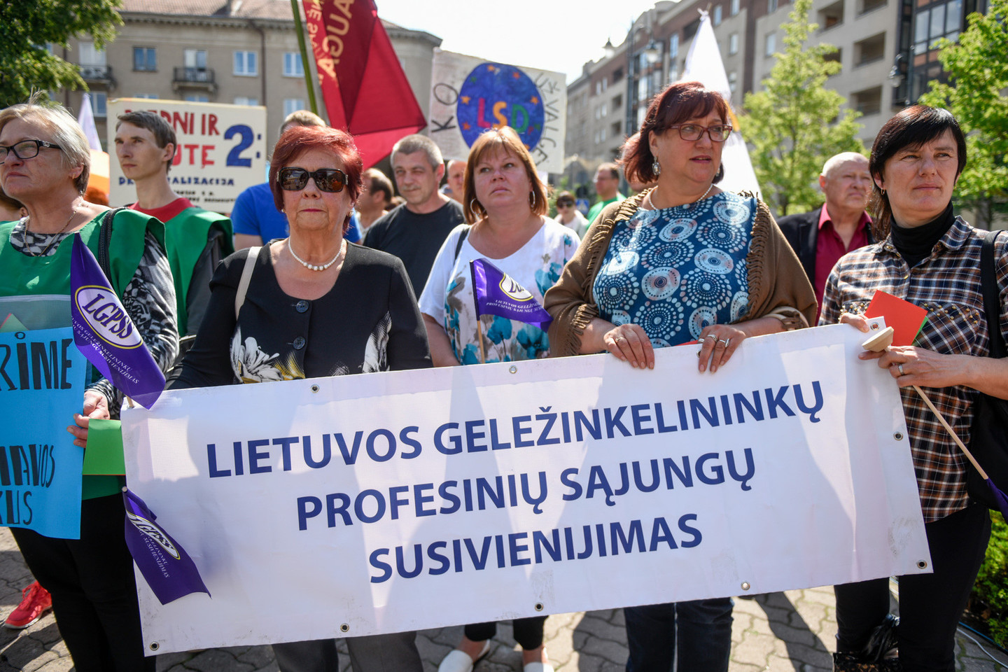 Mitingo dalyviai buvo kviečiami per rudenį vyksiančius Seimo rinkimus nebalsuoti už parlamentarus, palaikančius darbo santykių liberalizavimą.