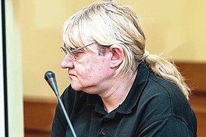 Žymiausio Lenkijos pedofilo žmona kaltę suvertė jo aukoms