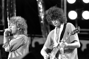 „Led Zeppelin“ plagiato byloje – netikėtas palyginimas