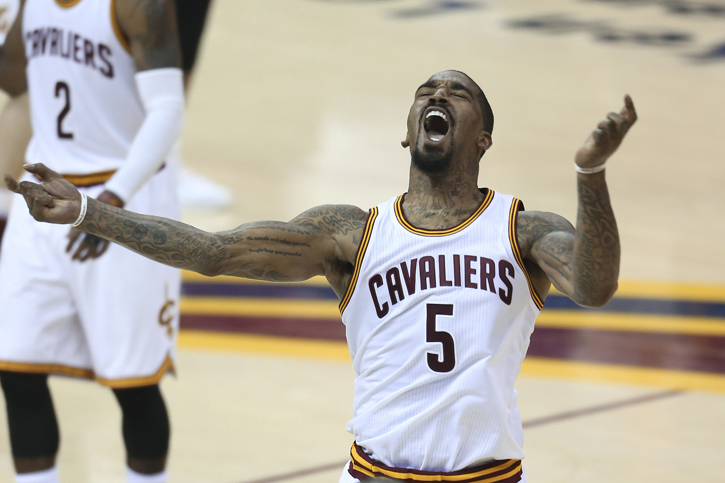 „Cavaliers“ įveikė „Golden State Warriors“ išlygino finalo serijos rezultatą.