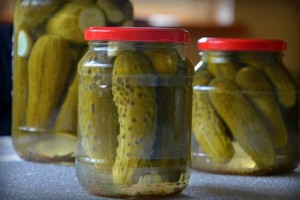 Patikimiausias agurkų konservavimo būdas: išsilaikė dvi žiemas