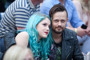 „X Faktoriaus“ laimėtoja M. Pundziūtė traukė akį plaukų spalva