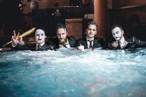 Išgirskite: nauja „Neteisėtai padarytų“ daina žada pokyčius