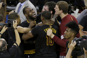Naujo NBA čempiono L. Jameso ašaros: „Klivlandai – čia tau“