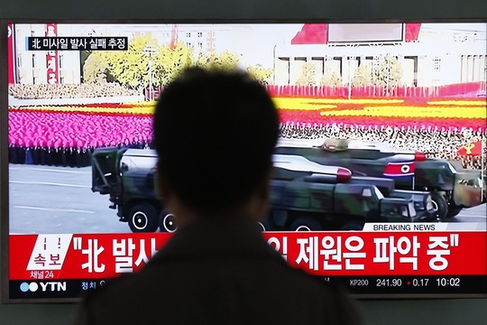 Japonijai neramu dėl Šiaurės Korėjos: paskelbė visišką parengtį