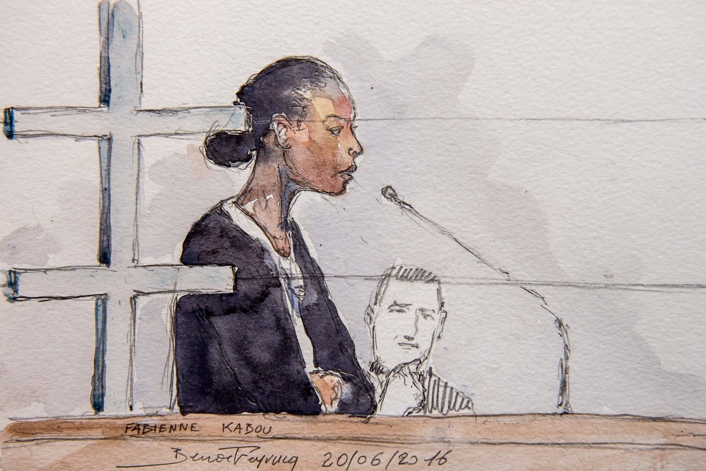 39 metų Fabienne Kabou, kuri dėl savo veiksmų kaltina kerėtojų burtus, kalbėjo apie savo 15 mėnesių dukrelės paskutines gyvenimo valandas, teismui antrą dieną nagrinėjant 2013 metais Prancūziją sukrėtusios žmogžudystės bylą,