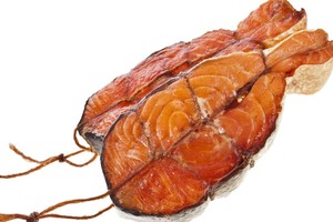 Kulinarės patarimai, kaip patiems išsirūkyti žuvį