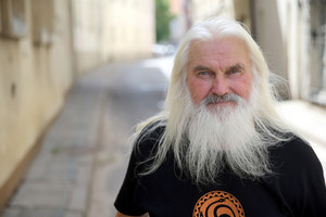 Kaip per Jonines sutaikyti krikščionybę ir gamtameldystę?