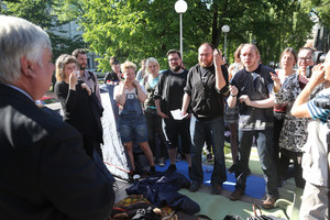 Prie Vyriausybės nakvoję studentai nusiteikę karingai: „Šlykštu“