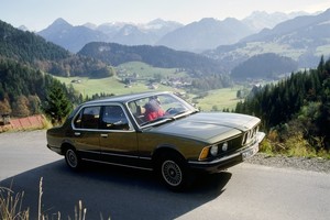 BMW 7 istorija: kaip gimė vokiška svajonė