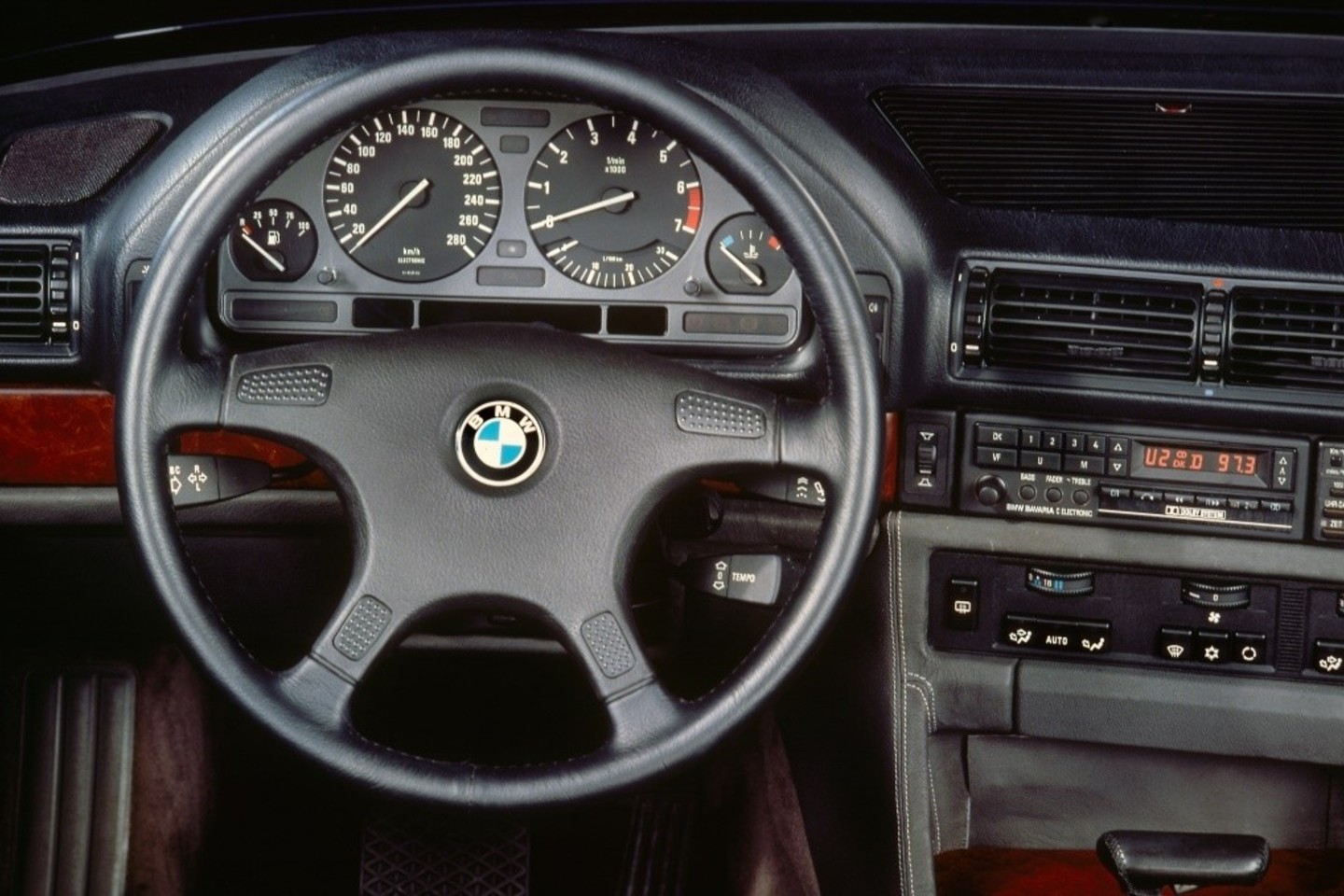Antros kartos BMW 7.<br>Gamintojo nuotr.